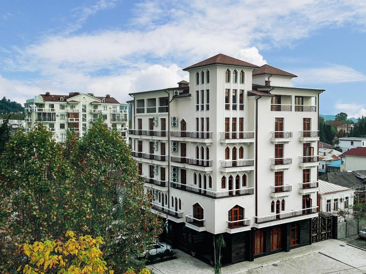 Garuda Boutique Hotel Sukhumi Bagian luar foto