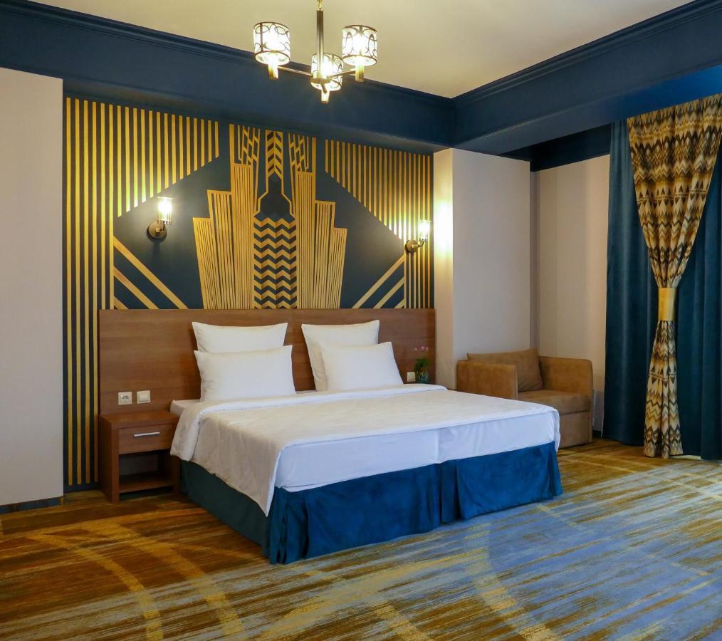 Garuda Boutique Hotel Sukhumi Bagian luar foto