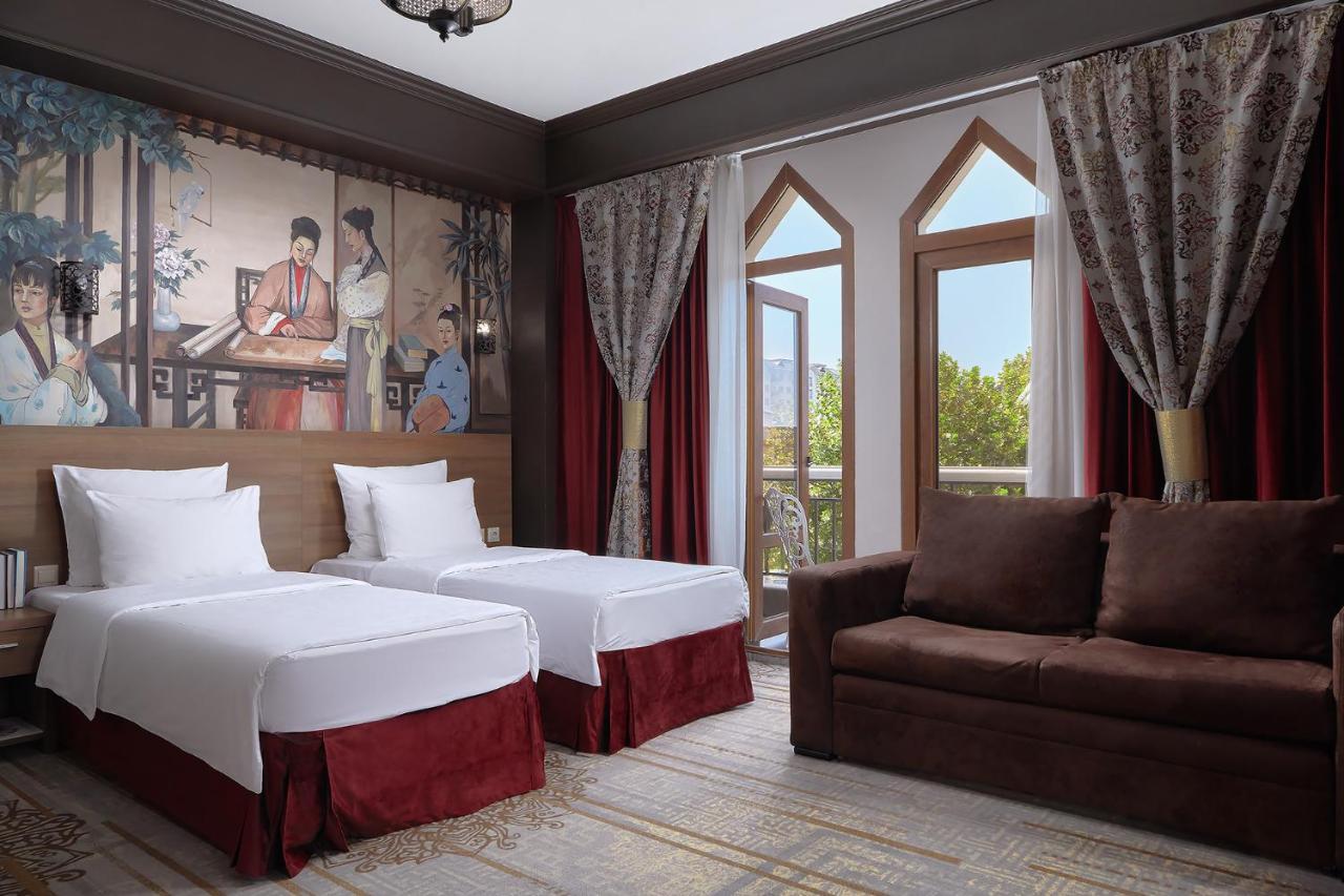 Garuda Boutique Hotel Sukhumi Bagian luar foto