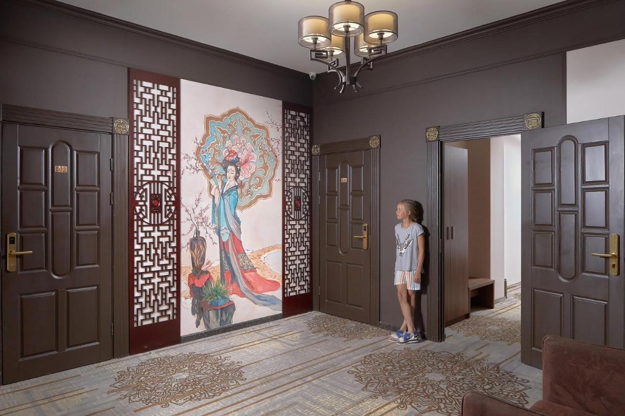 Garuda Boutique Hotel Sukhumi Bagian luar foto